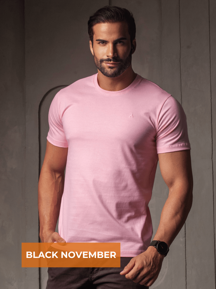 CAMISETA BÁSICA ROSA BEBÊ BORDADA MASCULINA