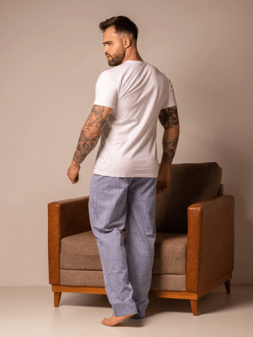 CONJUNTO CAMISETA BÁSICA + CALÇA AZUL JEANS